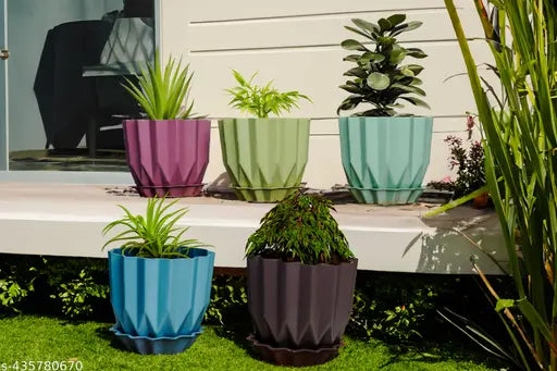 Plastic Flower Pots for Garden
