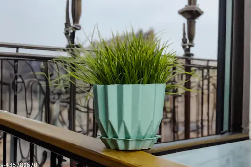 Plastic Flower Pots for Garden