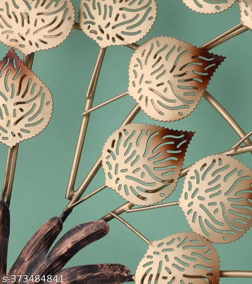 Elegant Metal Tree Wall Sculpture with Cutout Leaves - Perfect for Home Décor
